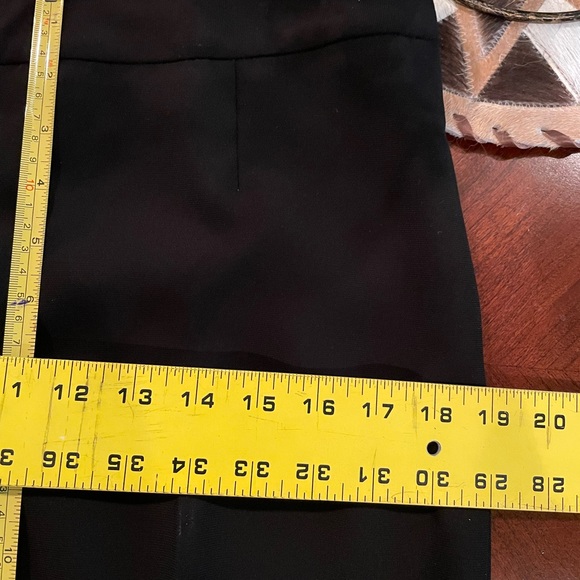 Le Suit Pant Suit, Women’s 2 pc; violet jacket w/black pants. Size 8Petite. NEW - Picture 13 of 13